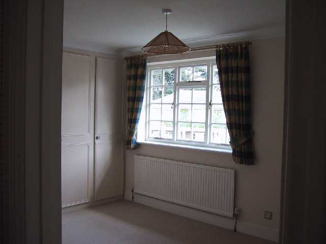 Double-2_left-side.jpg (18812 bytes)